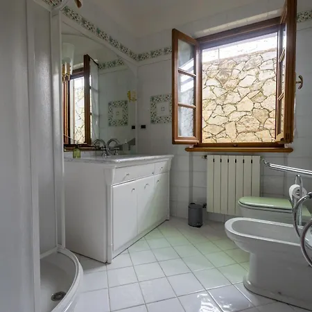 Villa Marisa Semesterbostad *